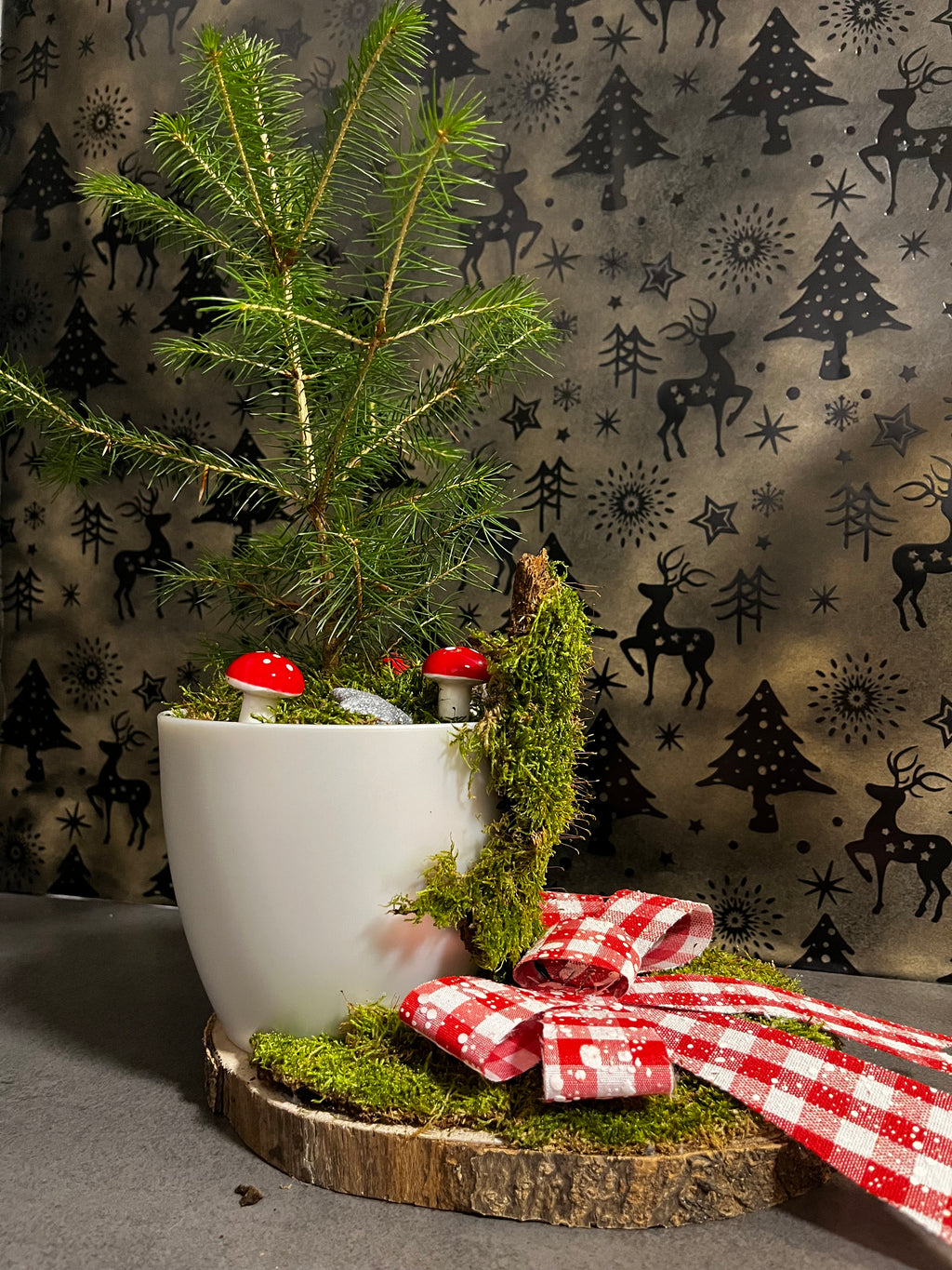 Woodland Moss Christmas Tree