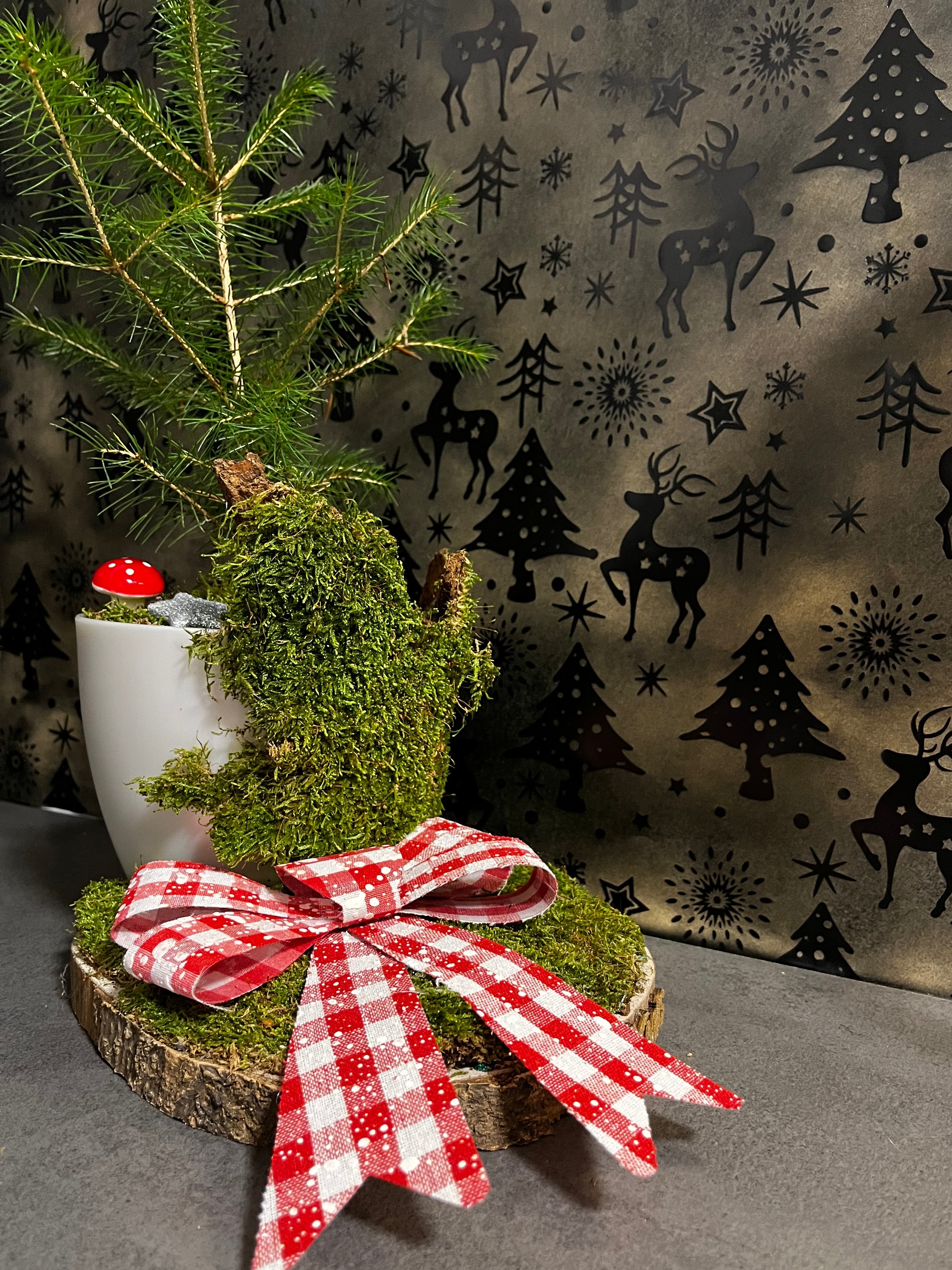 Woodland Moss Christmas Tree
