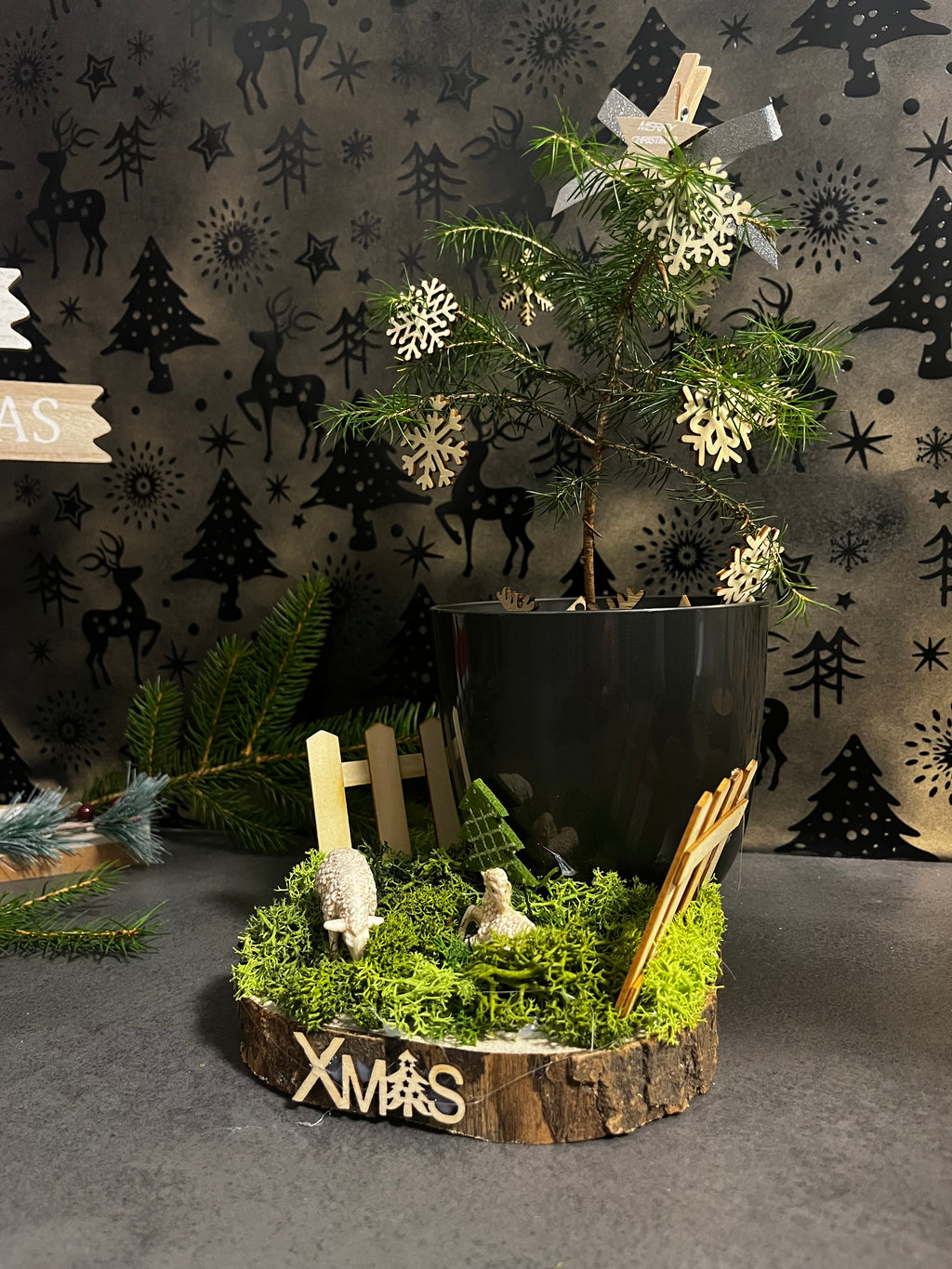 Winter Farm Mini Christmas Tree