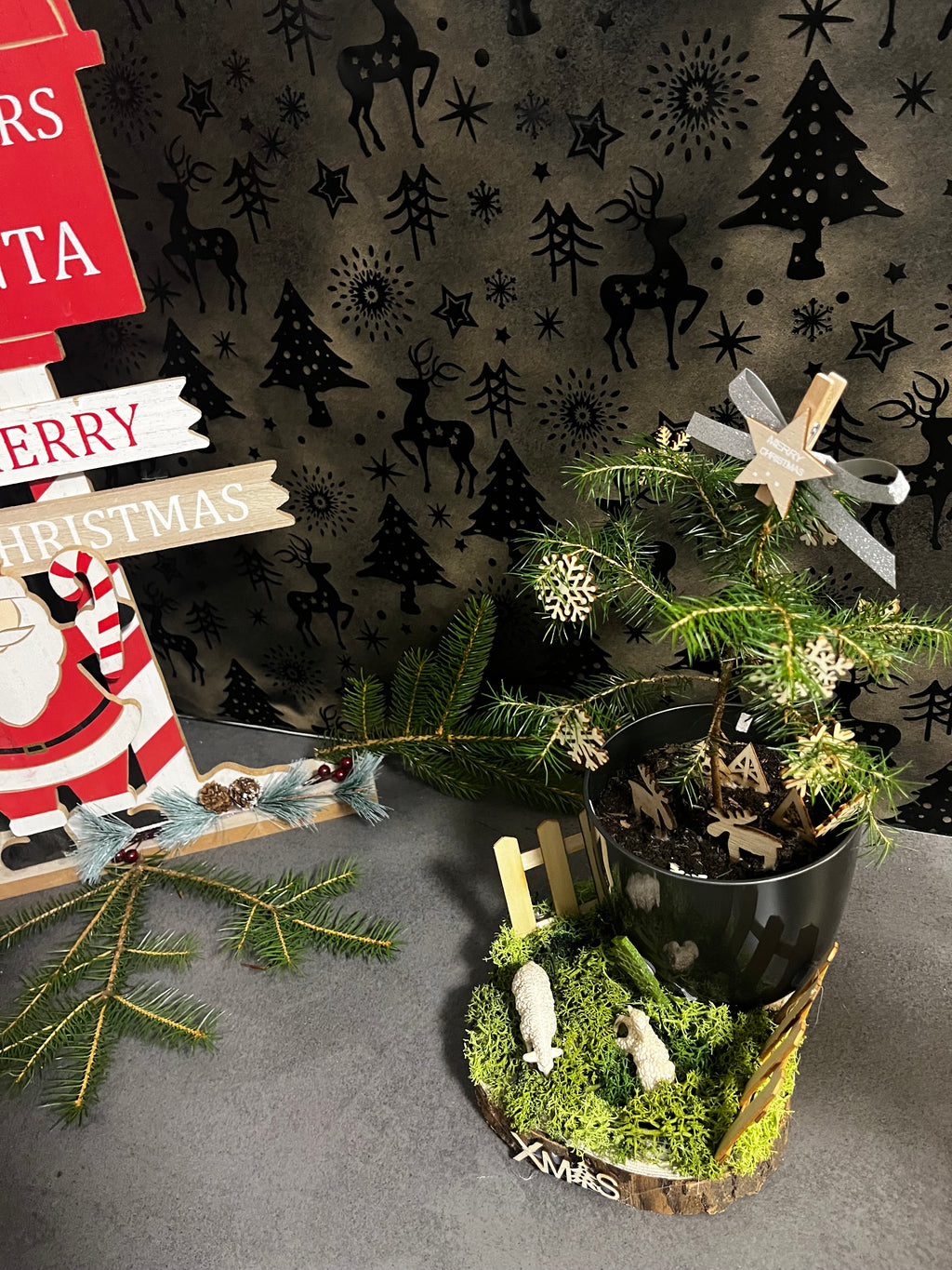 Winter Farm Mini Christmas Tree